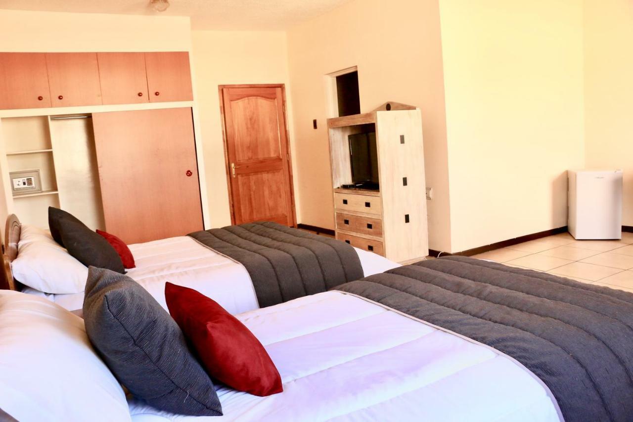 Hotel Garra De Leon Валенар Екстериор снимка